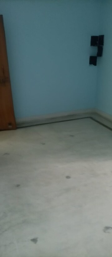 Room in 3 BHK Apartment at Rajendra Nagar – for Sale