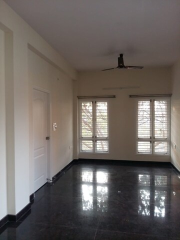 Room in 6 BHK Builder Floor at Ngef Layout – for Sale