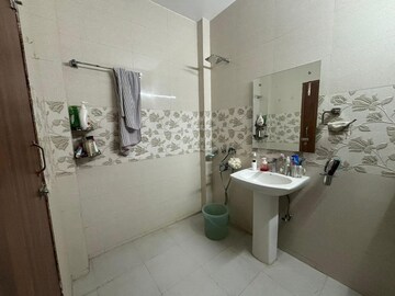 Team Area in 3 BHK Builder Floor at AS Tower, Sector 45 – for Rent