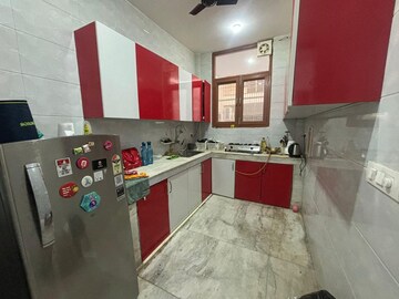 Kitchen in 3 BHK Builder Floor at AS Tower, Sector 45 – for Rent
