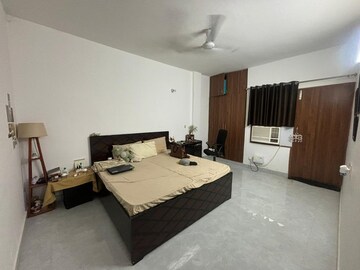 Bedroom in 3 BHK Builder Floor at AS Tower, Sector 45 – for Rent