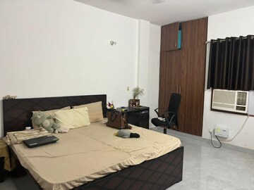 Bedroom in 3 BHK Builder Floor at AS Tower, Sector 45 – for Rent
