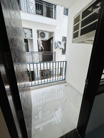 Balcony in 3 BHK Builder Floor at Uday Arden 45, Sector 45 – for Rent