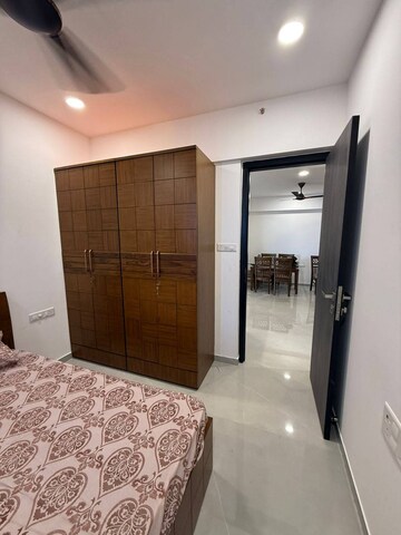 Room in 2 BHK Apartment at Andheri West – for Rent