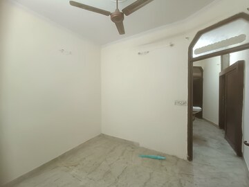Room in 2 BHK Builder Floor at Khirki Extension – for Rent