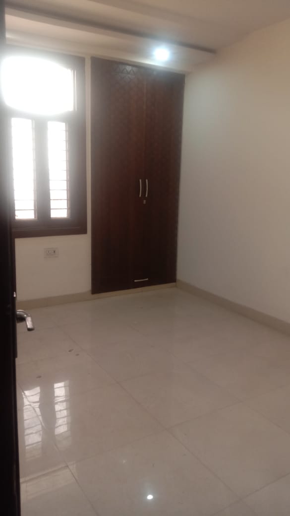 2 BHK Builder Floor For Sale in Nehru Nagar III
