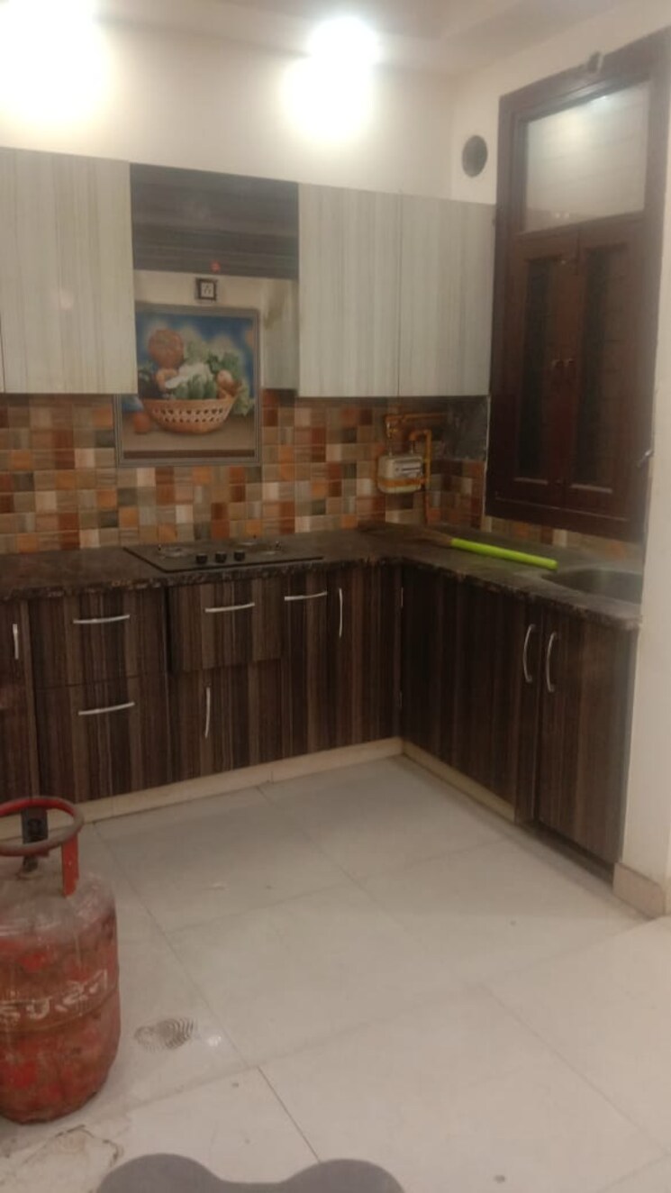 Kitchen, nehru nagar iii 2 Bedroom 85 Sq.Yd. Builder Floor In Nehru Nagar Iii Ghaziabad 9066672