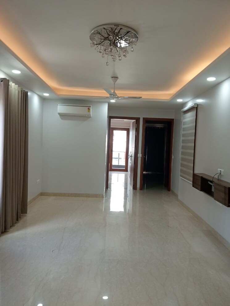 Room, veera-safdarjung-enclave 3 Bedroom 1400 Sq.Ft. Builder Floor In Safdarjung Enclave Delhi 9066667