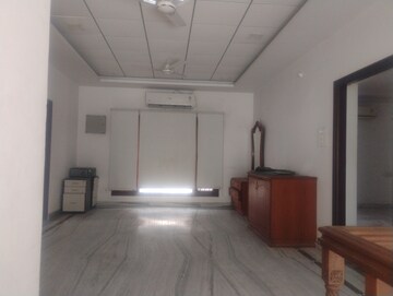 Bathroom in 2 BHK Apartment at Manikonda – for Rent