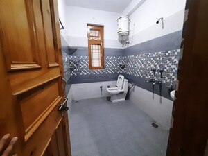 Attached Bathroom in 2 BHK Villa at Shamshi – for Rent