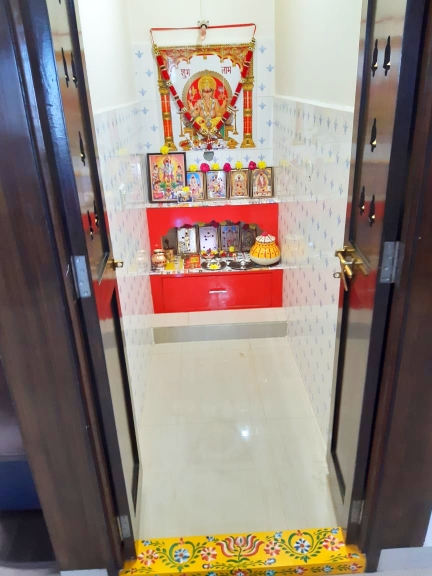 2 BHK Apartment For Sale in Moula