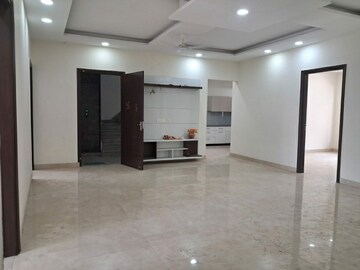 4 BHK Builder Floor For Rent in Sector 28