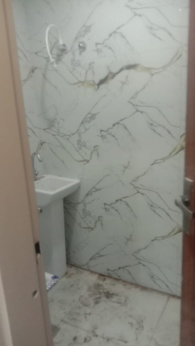 Bathroom, new panchvati colony 3 Bedroom 1150 Sq.Ft. Builder Floor In New Panchvati Colony Ghaziabad 9066753