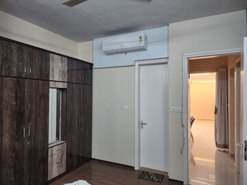Building Lobby in 3 BHK Apartment at Sheth Avalon, Laxmi Nagar – for Rent