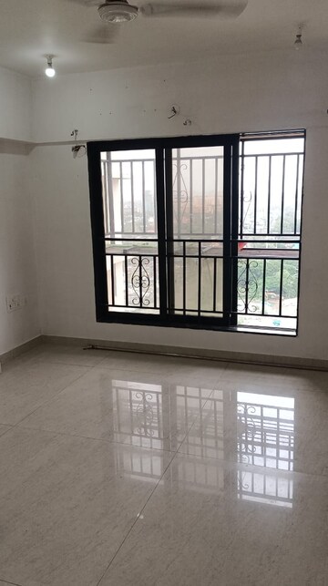 Room in 2 BHK Apartment at Deonar – for Rent