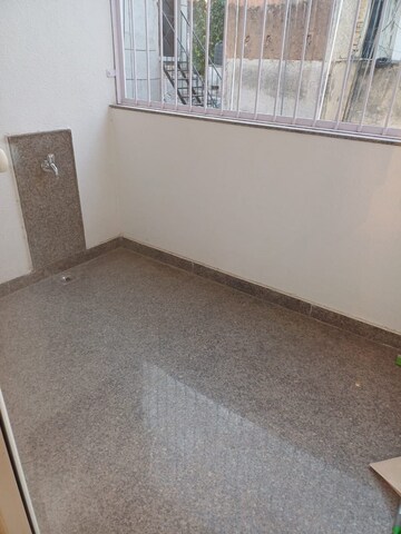 Room in 3 BHK Apartment at Greater Kailash I – for Rent