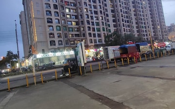Shop For Rent in Agarwal Paramount, Virar West
