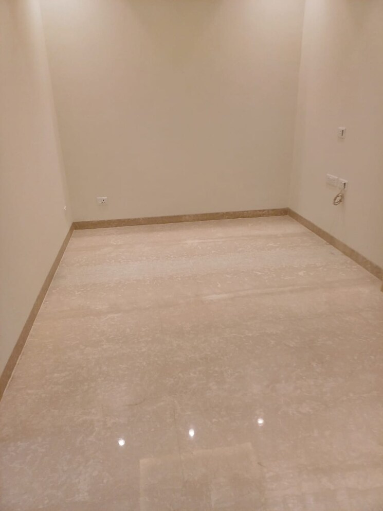 Room, greater kailash i 3 Bedroom 2200 Sq.Ft. Apartment In Greater Kailash I Delhi 9066834