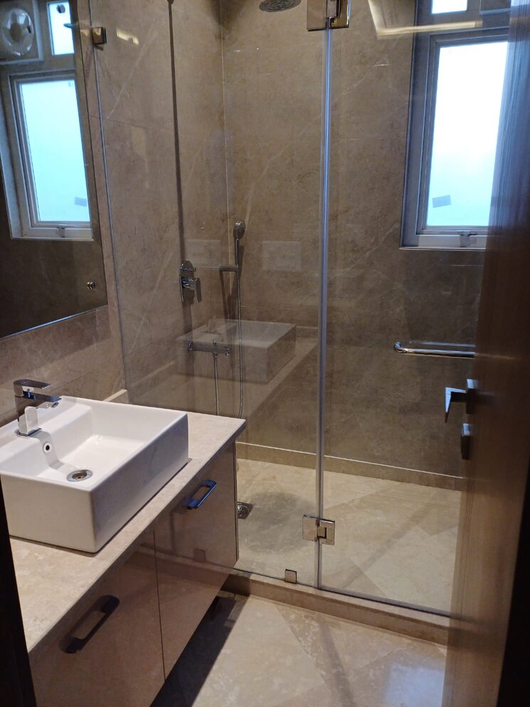 Bathroom, greater kailash i 3 Bedroom 2200 Sq.Ft. Apartment In Greater Kailash I Delhi 9066834