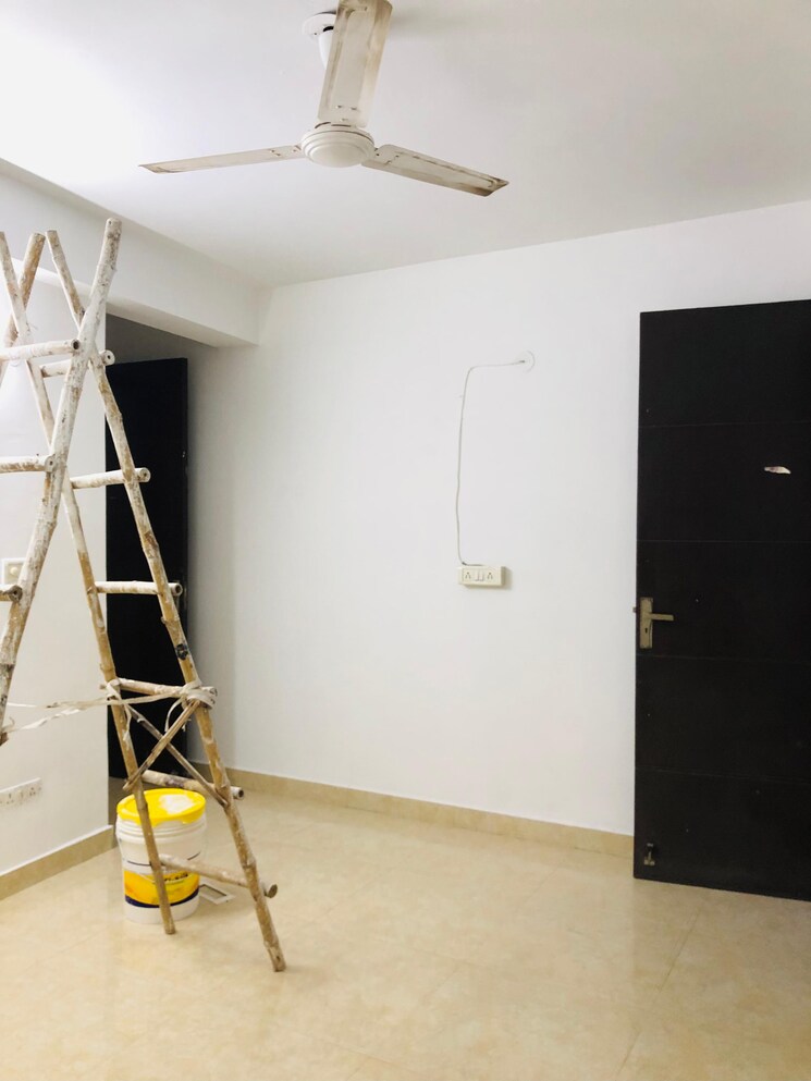 undefined, freedom fighters enclave 2 Bedroom 850 Sq.Ft. Builder Floor In Freedom Fighters Enclave Delhi 9066873