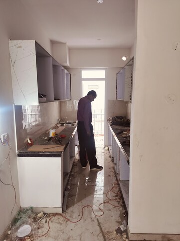 Team Area in 3.5 BHK Builder Floor at Smart World Gems, Sector 89 – for Rent