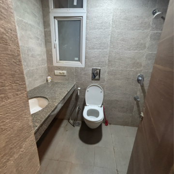 Bathroom in 3 BHK Apartment at Shalimar Oneworld Vista, Malesemau – for Rent