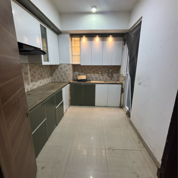 Kitchen in 3 BHK Apartment at Shalimar Oneworld Vista, Malesemau – for Rent