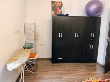 Furnished Amenities in 3 BHK Apartment at Sector 121 – for Rent