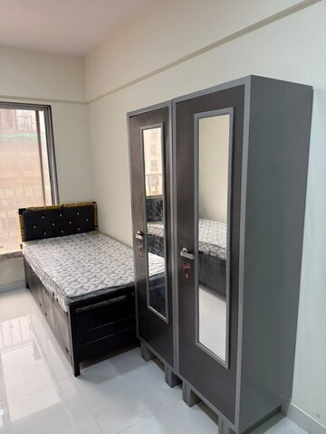 Team Area in  Pg at Kurla East – for Rent