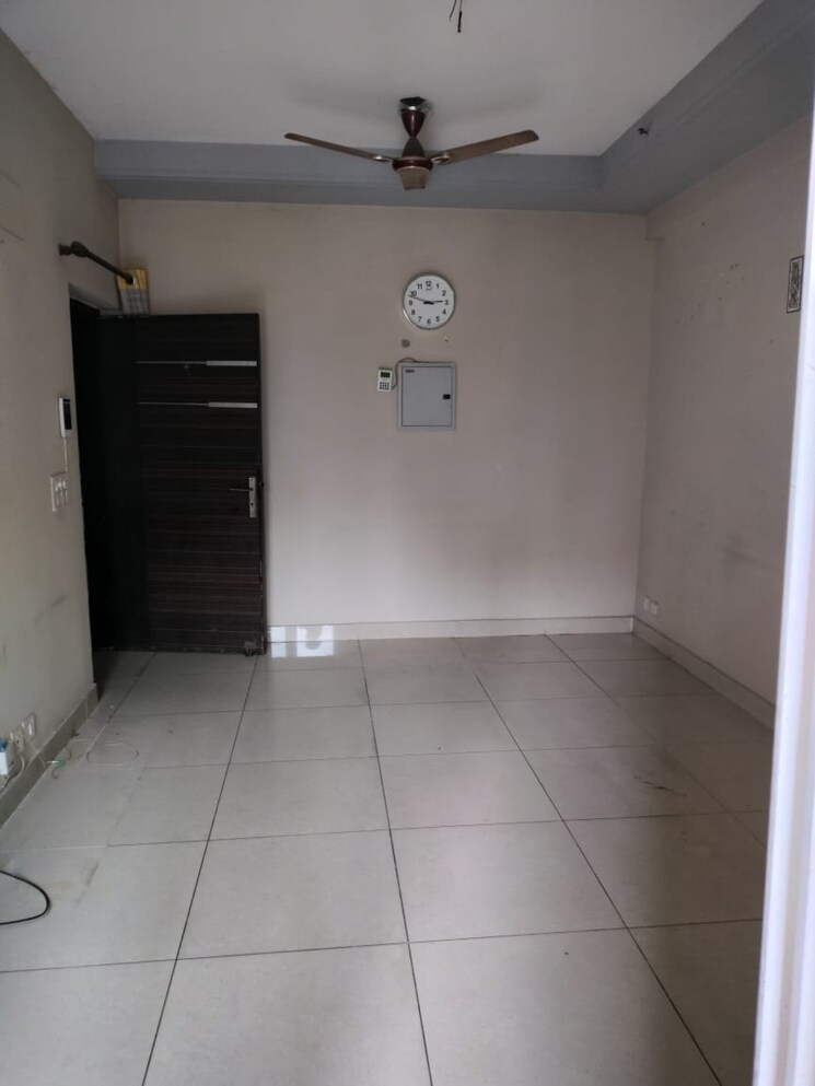 Bathroom, ajnara-grand-heritage 3 Bedroom 1665 Sq.Ft. Apartment In Sector 74 Noida 9066935