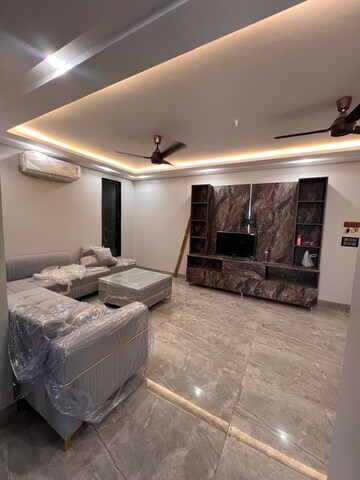 Living Room in 2 BHK Builder Floor at Sector 46 – for Rent