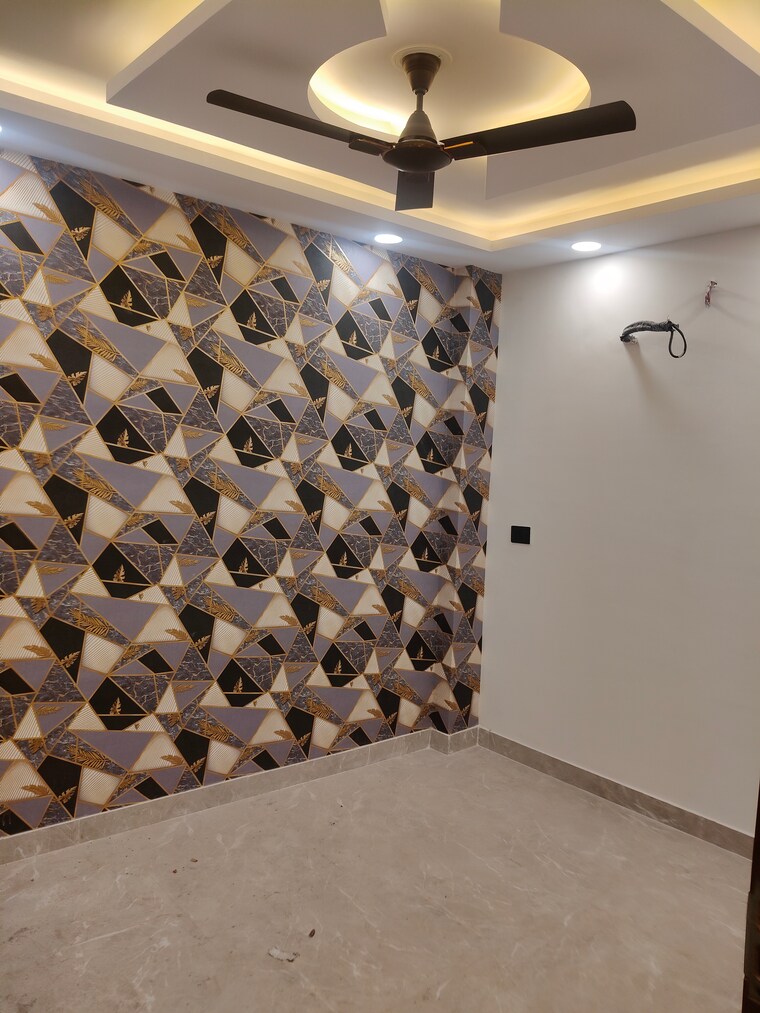  Parking, govindpuri 3 Bedroom 920 Sq.Ft. Builder Floor In Govindpuri Delhi 9067058