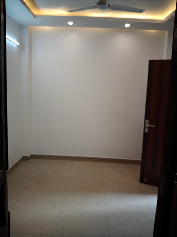 Room, govindpuri 1 Bedroom 365 Sq.Ft. Builder Floor In Govindpuri Delhi 9067108