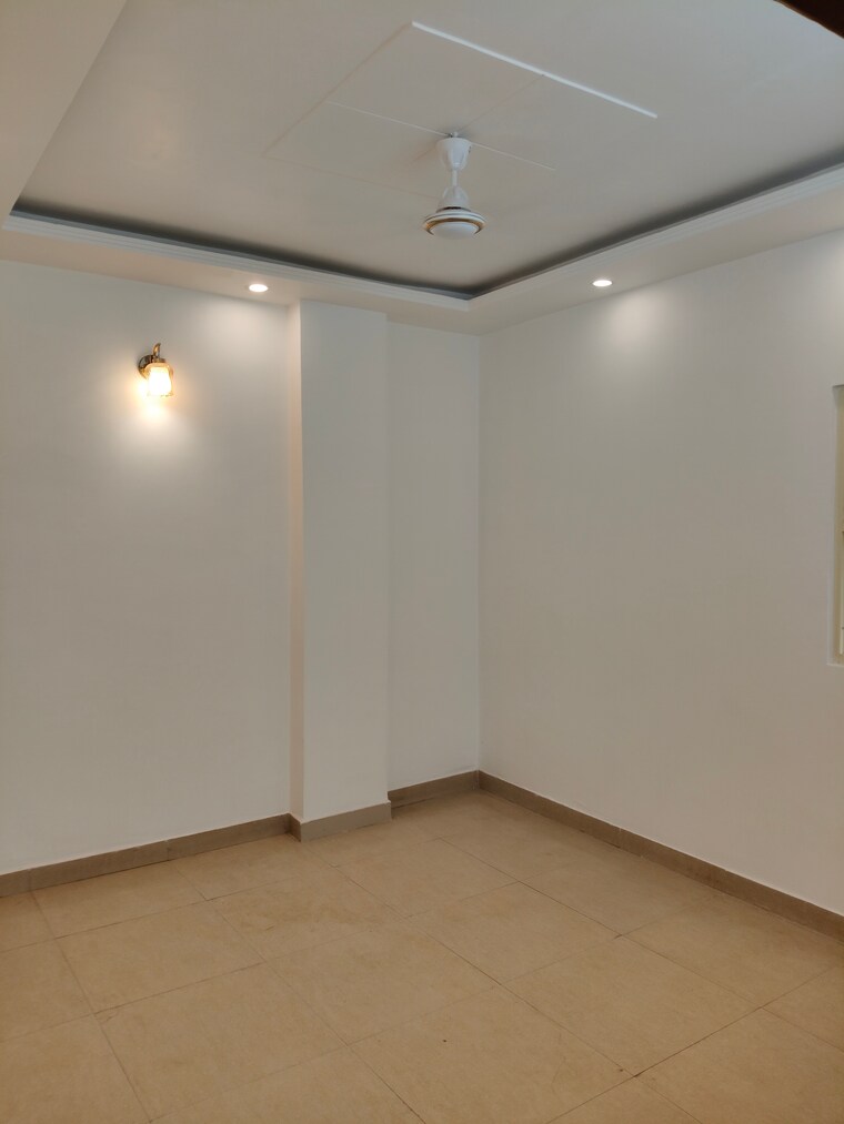Room, govindpuri 1 Bedroom 365 Sq.Ft. Builder Floor In Govindpuri Delhi 9067108