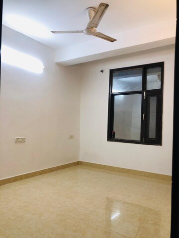 Room in 1 BHK Builder Floor at Neb Sarai – for Rent