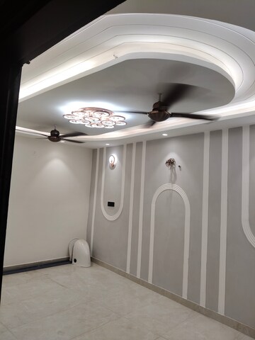 Bathroom in 2 BHK Builder Floor at Govindpuri – for Rent