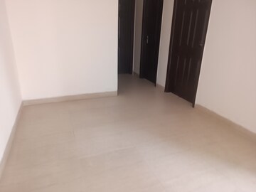 Room in 4 BHK Apartment at Parx Laureate, Sector 108 – for Sale