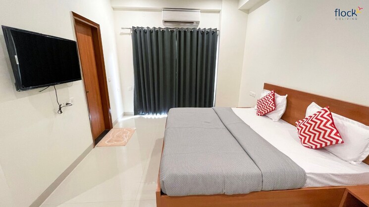 Bedroom, sector 14 1 RK 385 Sq.Ft. Independent House In Sector 14 Gurgaon 9067190
