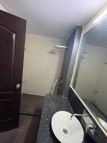 Team Area in 1 RK Independent House at Sector 14 – for Rent