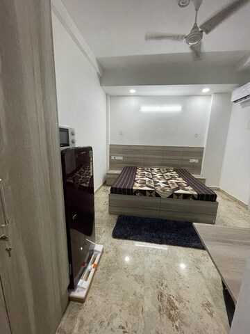 Furnished Amenities in 1 RK Independent House at Sector 14 – for Rent