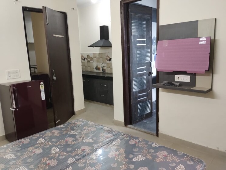 Bedroom, sector 14 1 RK 365 Sq.Ft. Independent House In Sector 14 Gurgaon 9067207