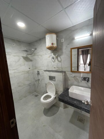 Bathroom in 1 RK Independent House at Sector 14 – for Rent
