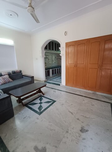 Living Room in 2 BHK Independent House at Sector 14 – for Rent