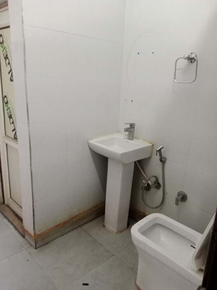 Bathroom, ansals sushant city 2 Bedroom 720 Sq.Ft. Builder Floor In Ansals Sushant City Panipat 9067233