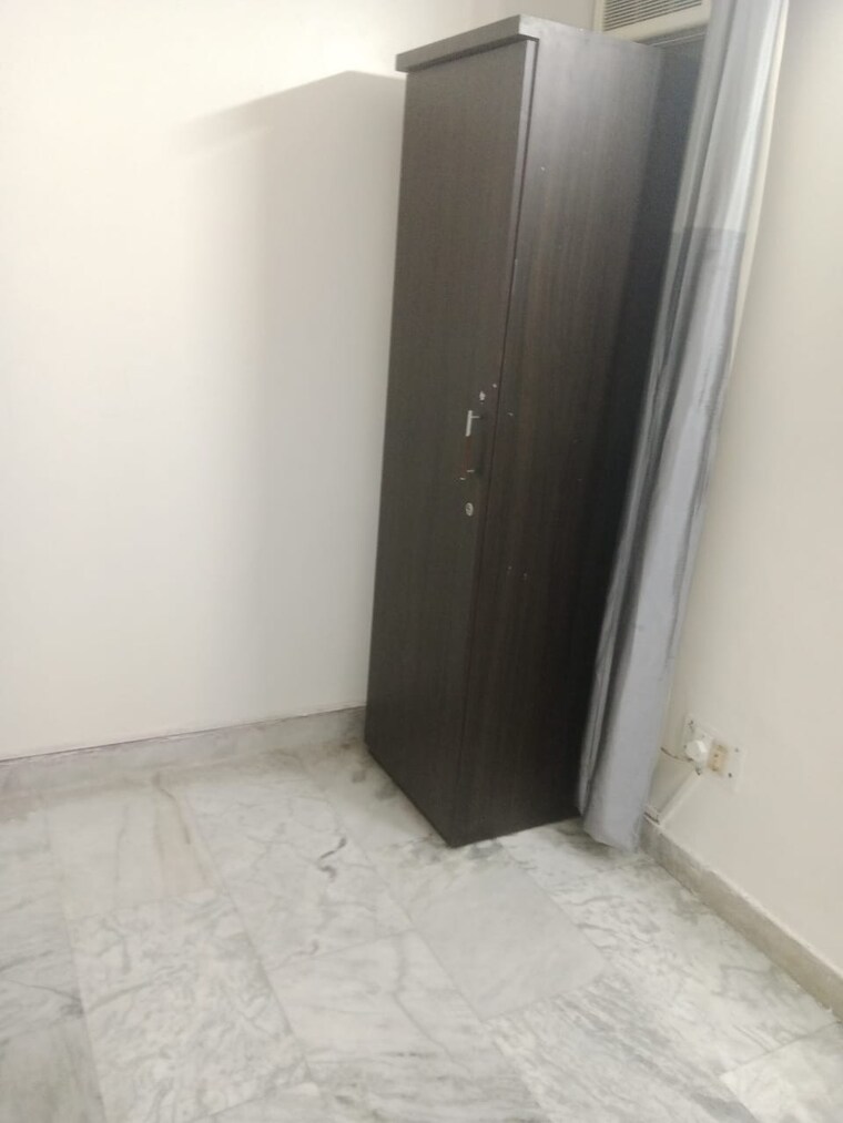 Room, vaishali sector 4 2 Bedroom 850 Sq.Ft. Builder Floor In Vaishali Sector 4 Ghaziabad 9067238