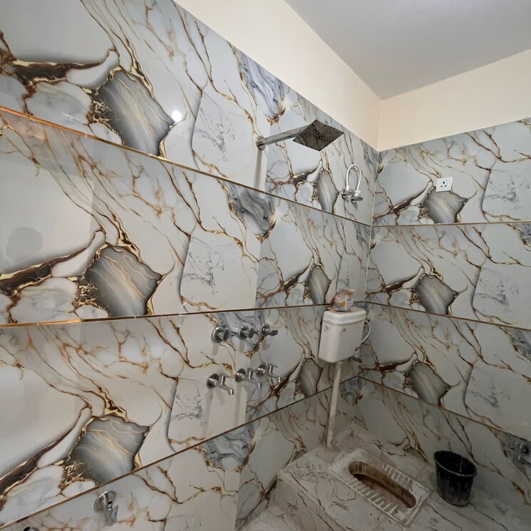 Bathroom, shastri nagar 3 Bedroom 78 Sq.Yd. Independent House In Shastri Nagar Ghaziabad 9067243