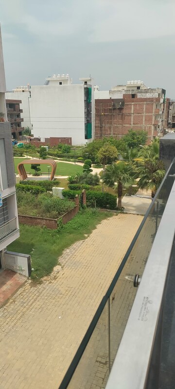 Balcony in 3 BHK Builder Floor at Puri Kohinoor, Sector 89 – for Sale