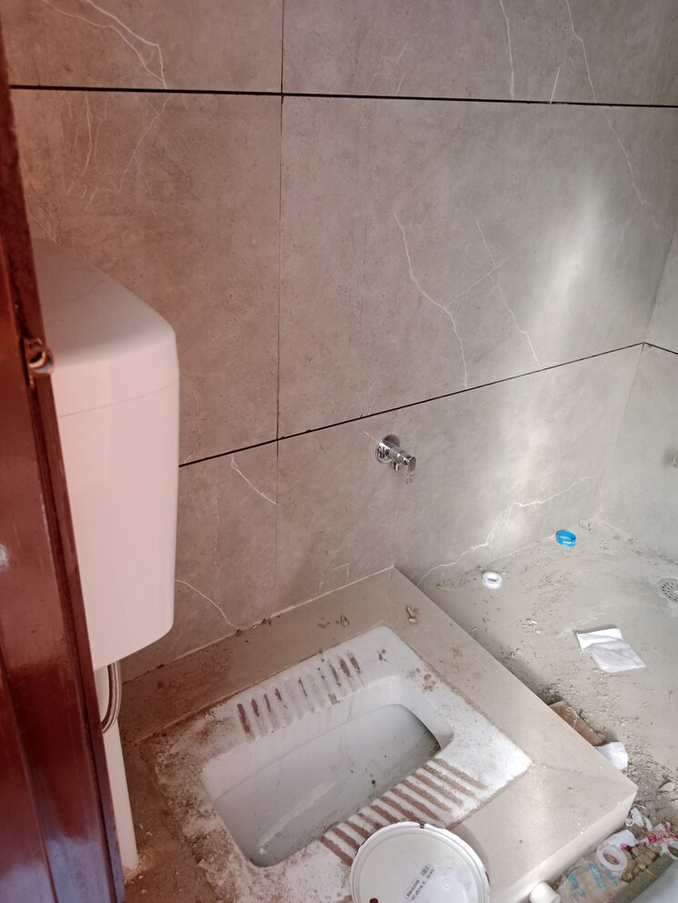 Bathroom, sector 18 1.5 Bedroom 425 Sq.Ft. Builder Floor In Sector 18 Panipat 9067258