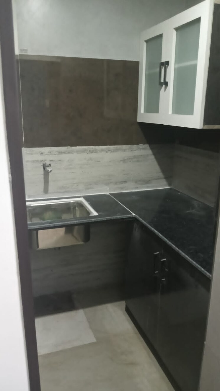 Kitchen, pir machalla 1 Bedroom 400 Sq.Ft. Apartment In Pir Machalla Zirakpur 9067263