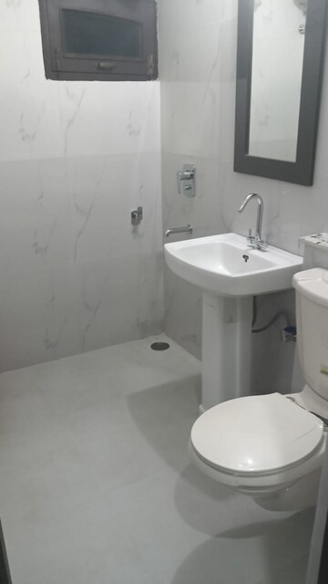 Bathroom in 1 BHK Apartment at Pir Machalla – for Rent